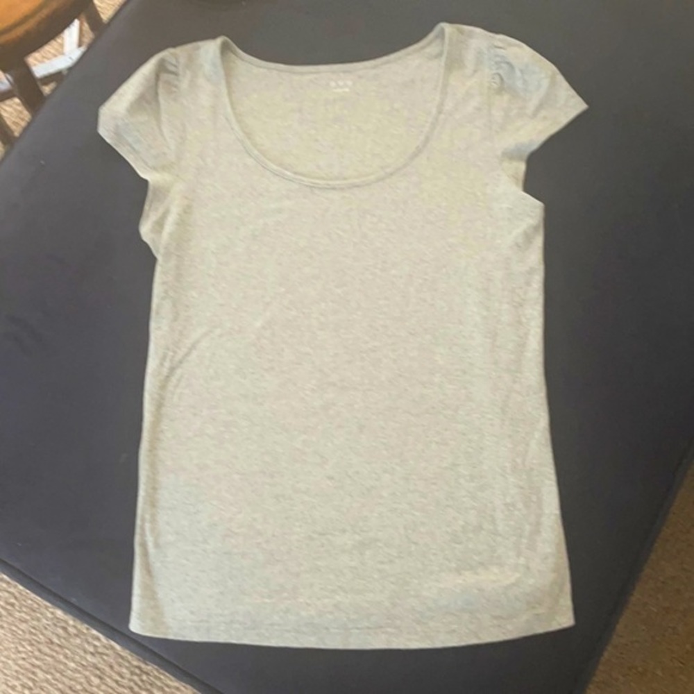 Three Dots Grey Scoop Neck T-Shirt Size XL​​​